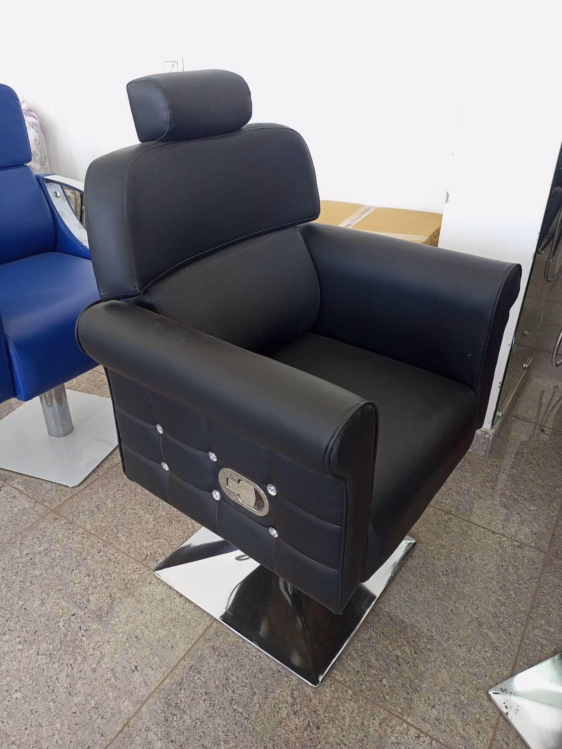 Salon Chairs
