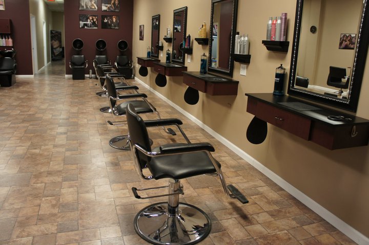 Salon Station